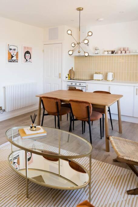 Boutique Central Margate Apt. - Edge Of Old Town! エクステリア 写真