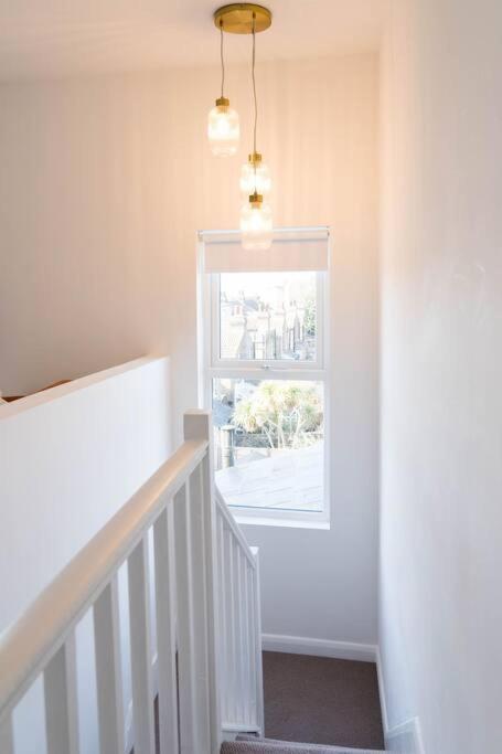 Boutique Central Margate Apt. - Edge Of Old Town! エクステリア 写真